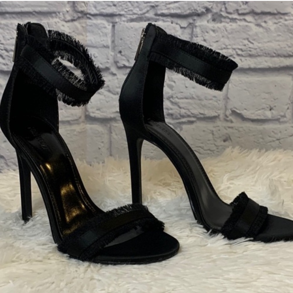 Shoe Republic LA,Black Fringed Evening Black Stiletto Heels, Excellent Condition
